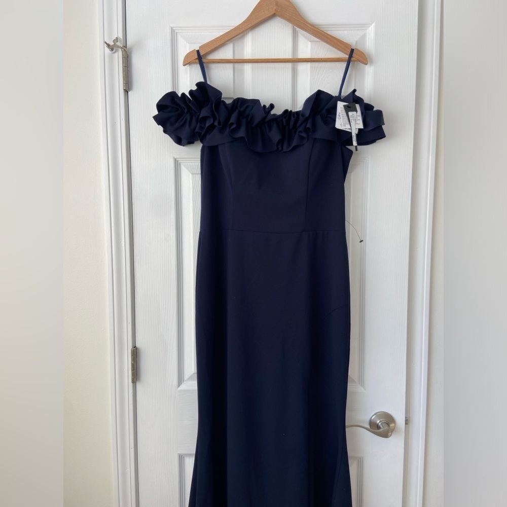 Xscape Women's Long Crepe Over-The-Shoulder Ruffle Gown Navy size 14 NWT - Picture 2 of 7